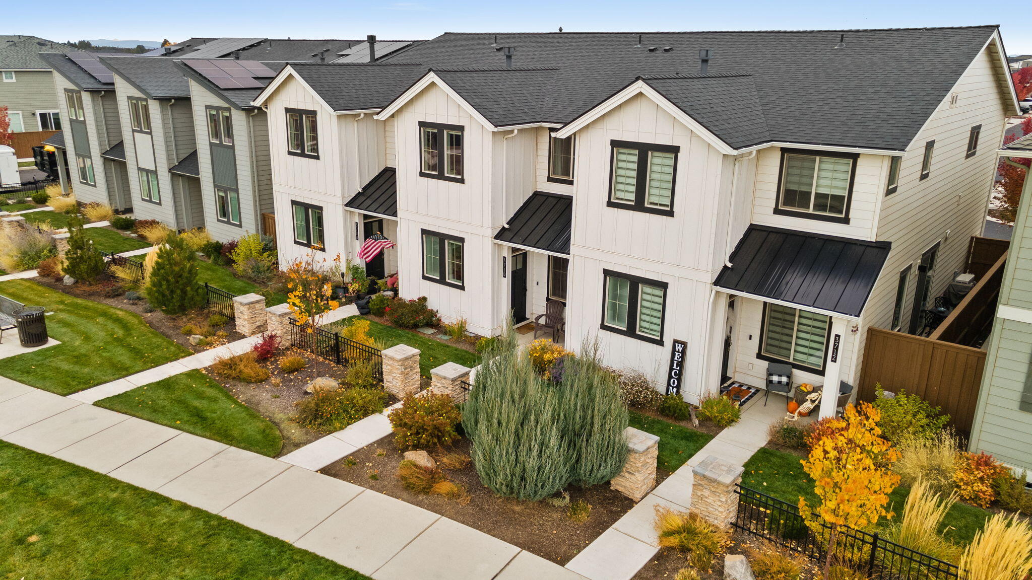 3710 NE Petrosa Avenue, Bend