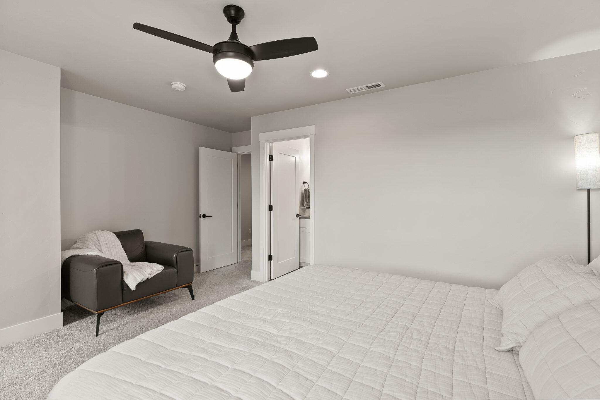 3710 NE Petrosa Avenue, Bend