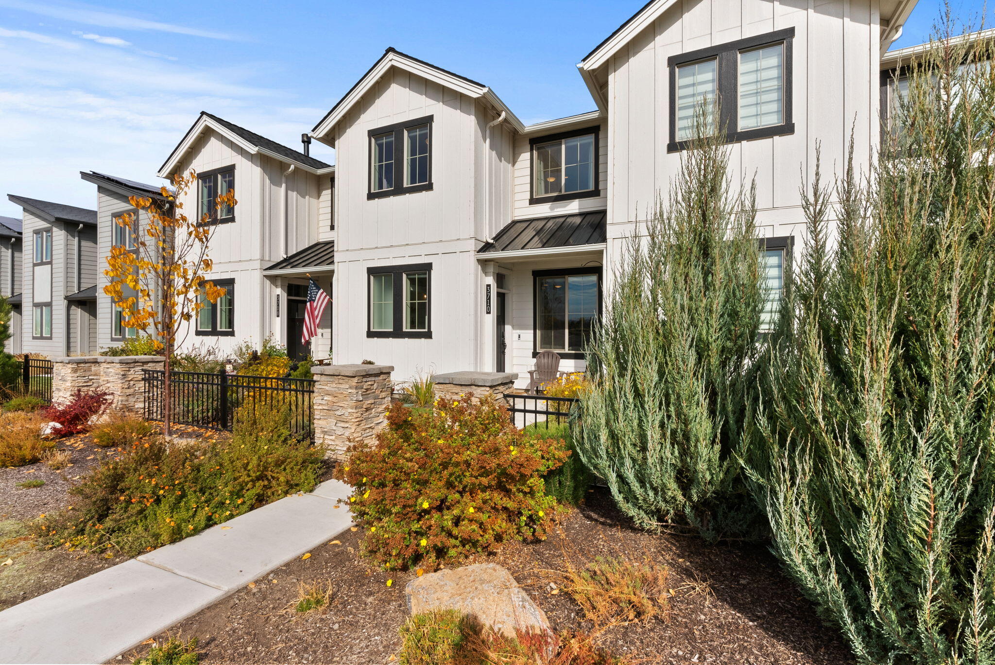 3710 NE Petrosa Avenue, Bend