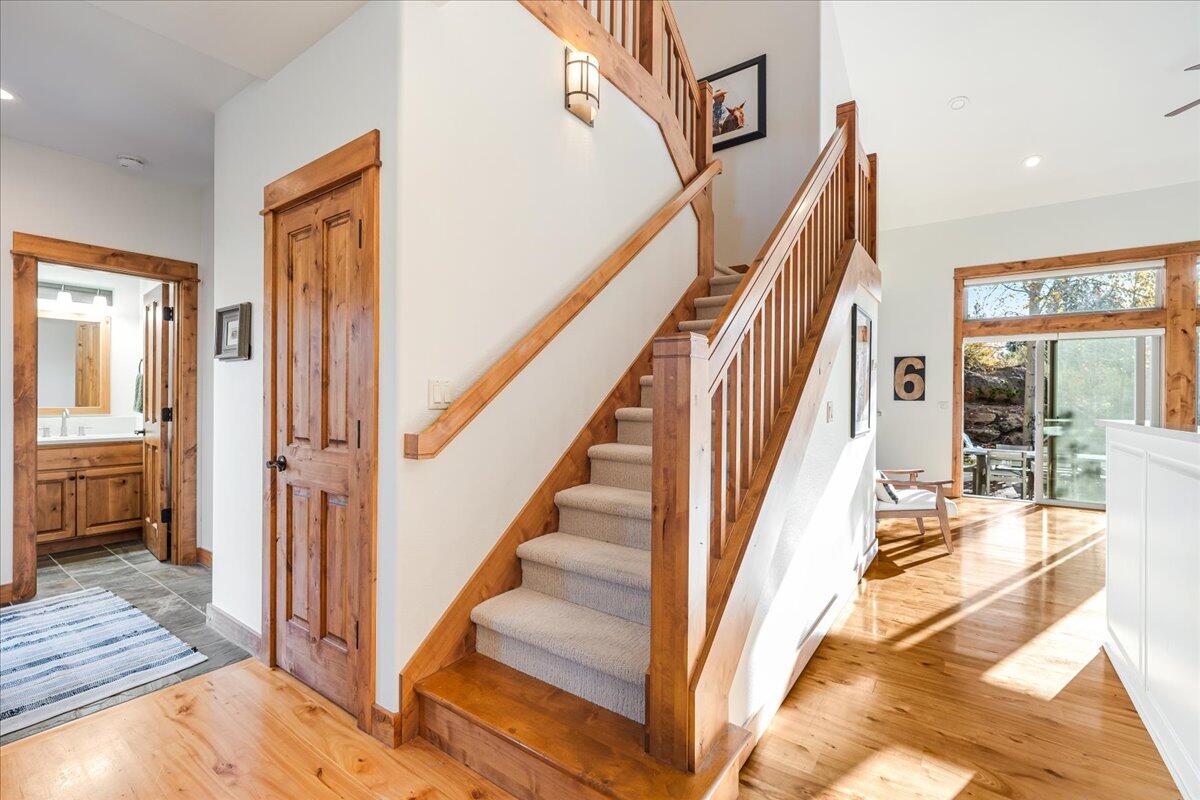 19563 Painted Ridge Loop