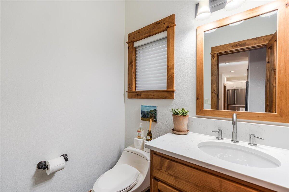 19563 Painted Ridge Loop