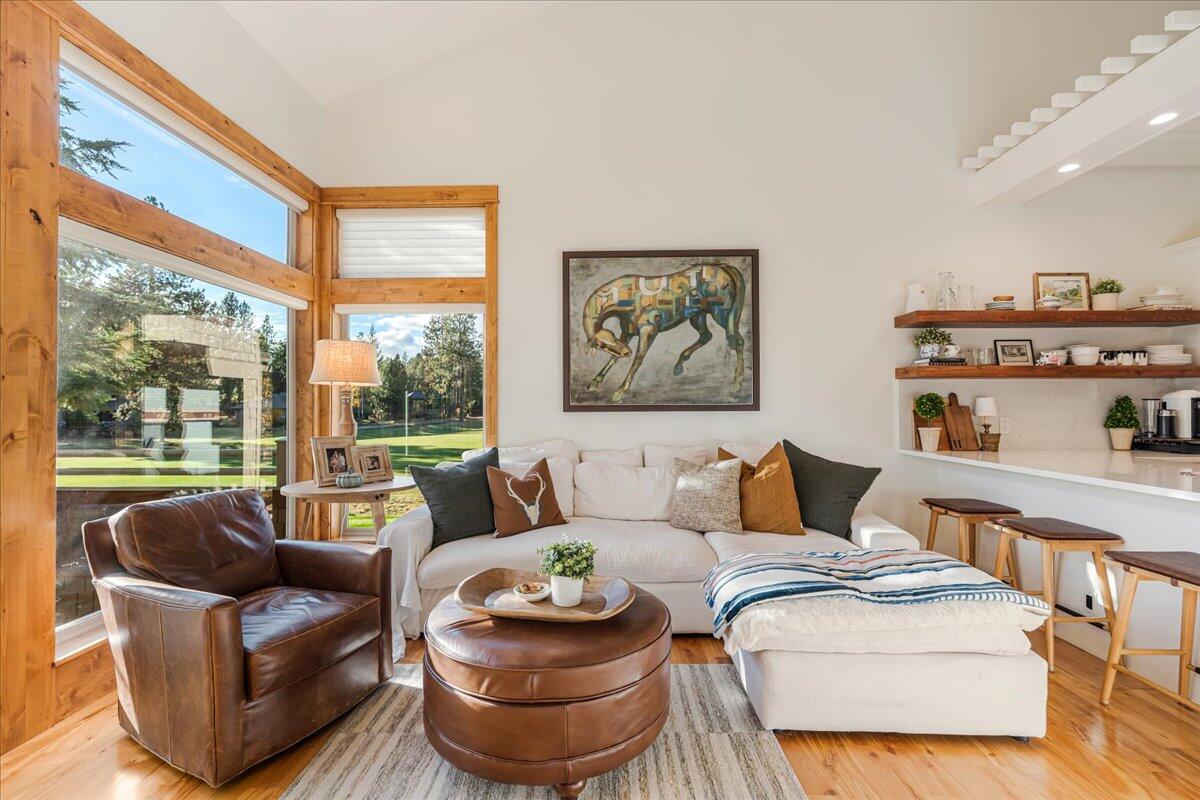 19563 Painted Ridge Loop