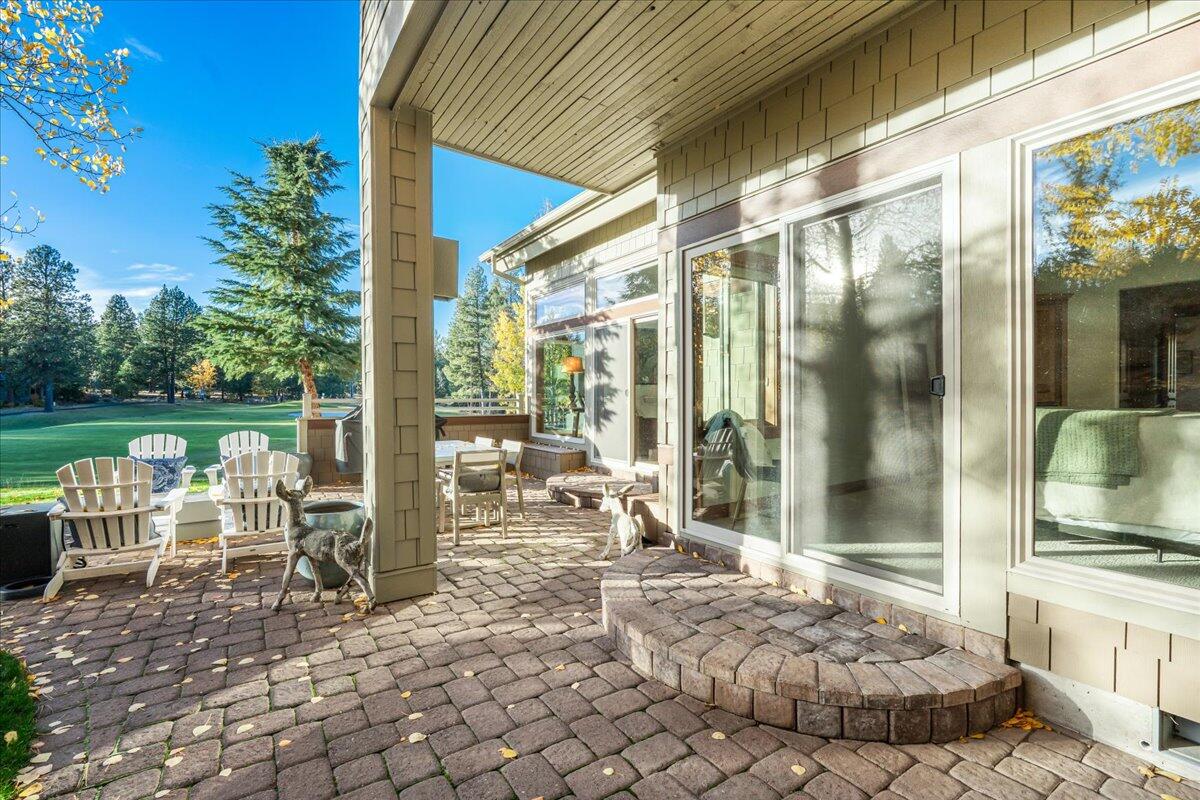 19563 Painted Ridge Loop