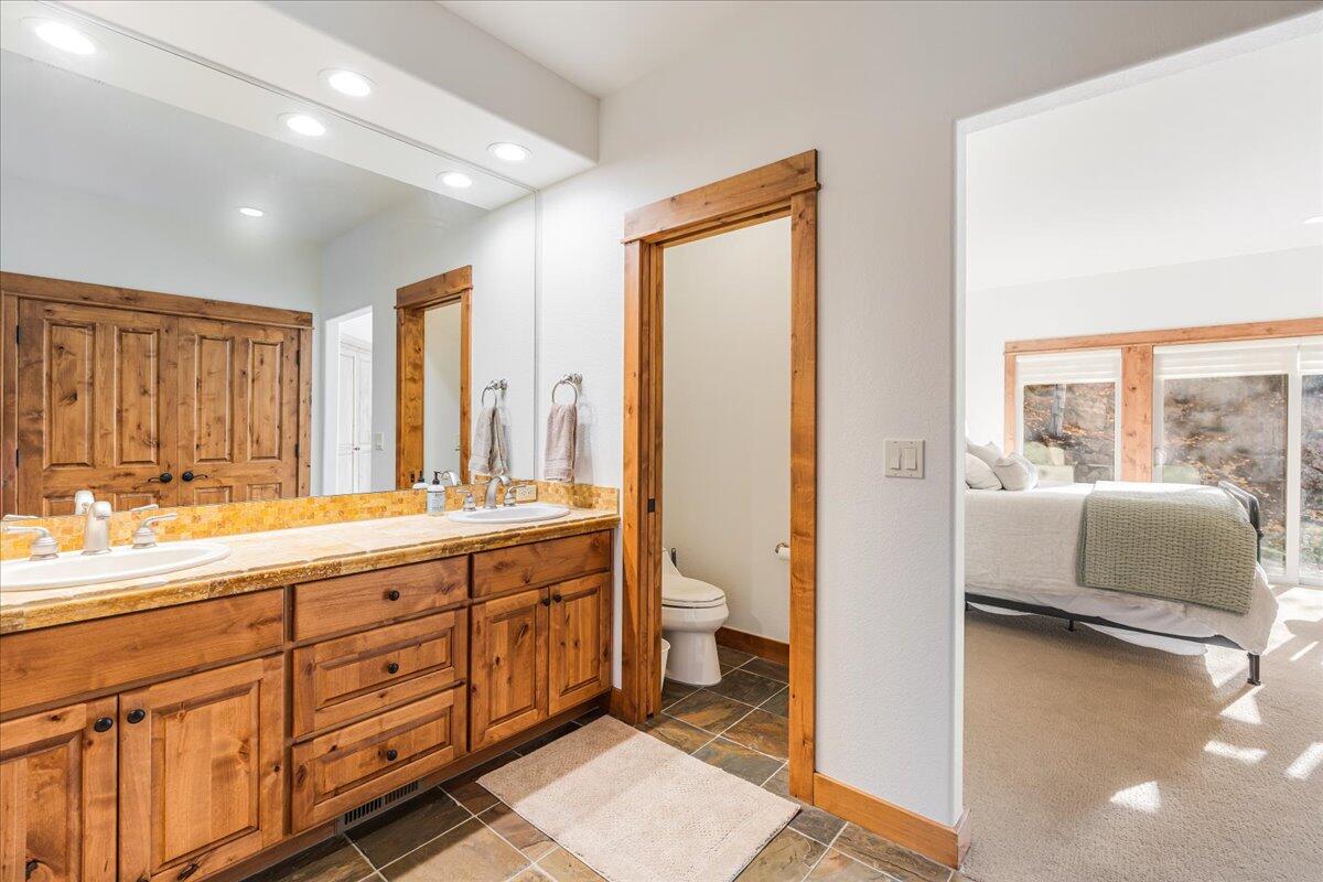 19563 Painted Ridge Loop