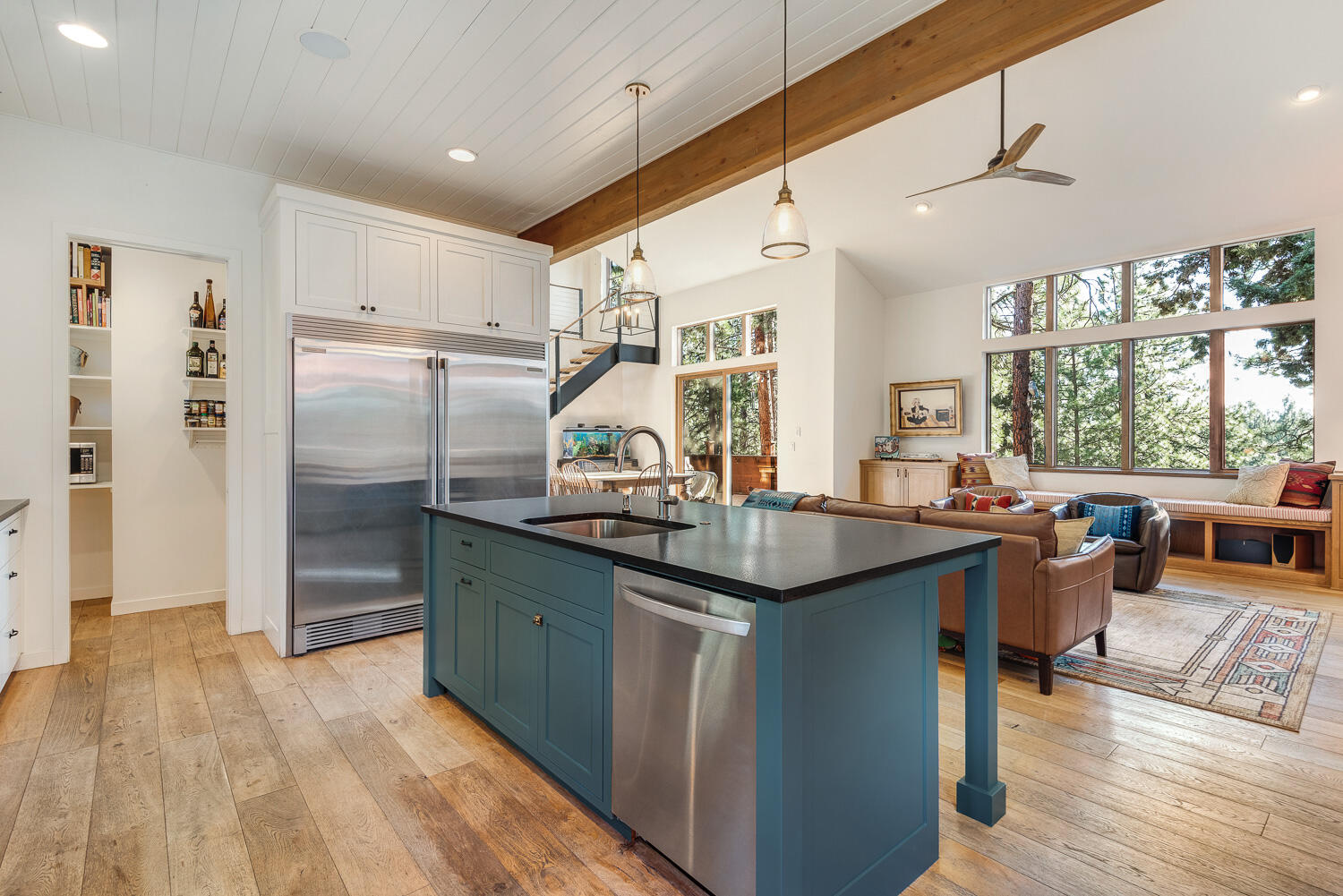 61389 Campbell Court