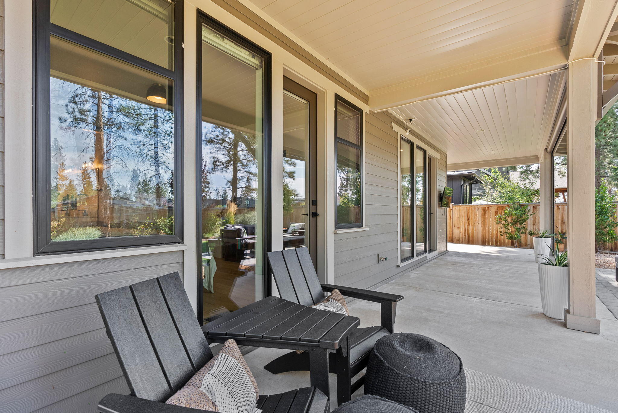 1185 NW Singleton Place