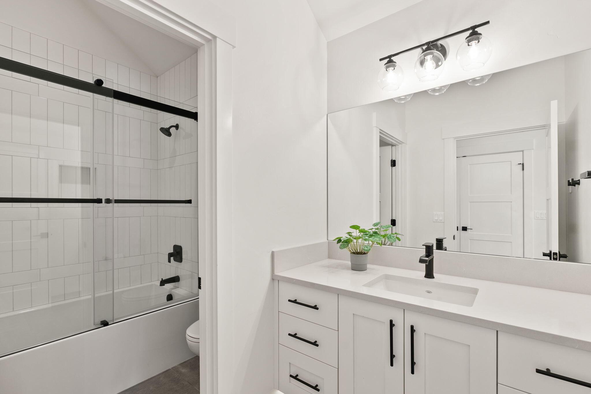 1185 NW Singleton Place