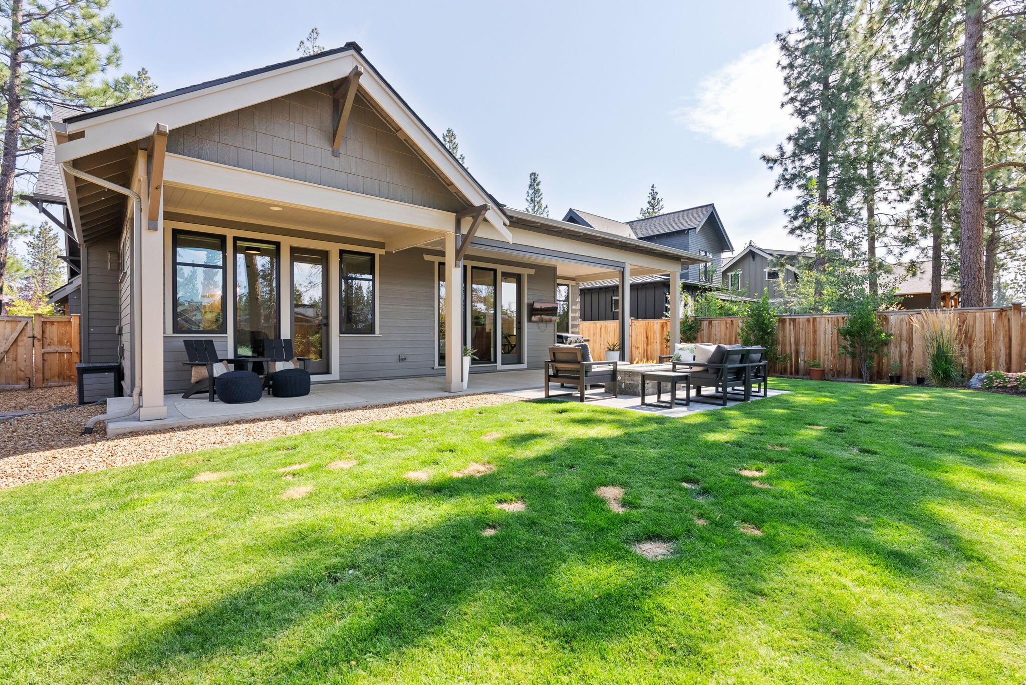 1185 NW Singleton Place