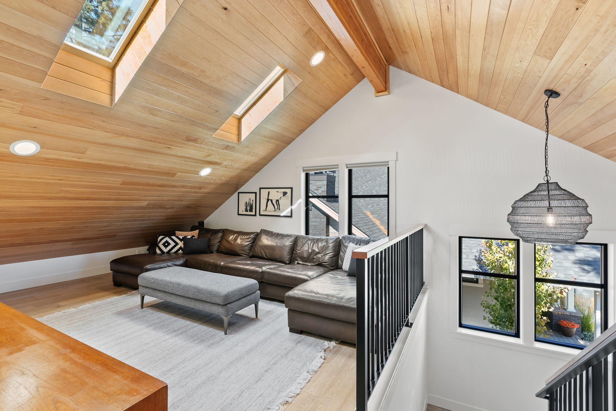 1185 NW Singleton Place