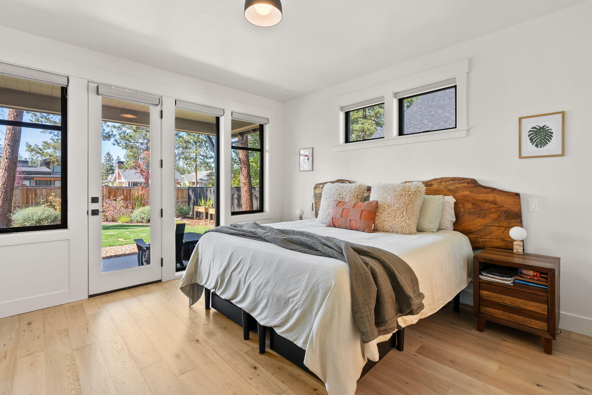 1185 NW Singleton Place