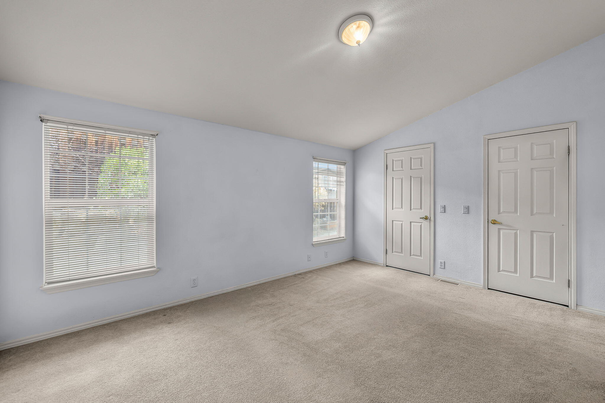 2325 NE Wintergreen Drive