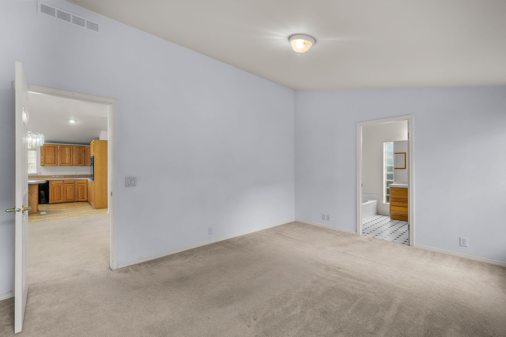 2325 NE Wintergreen Drive