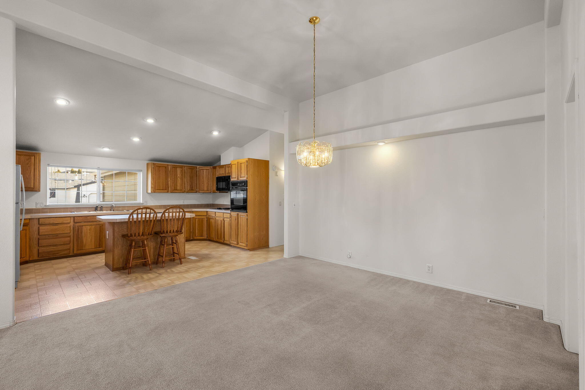 2325 NE Wintergreen Drive