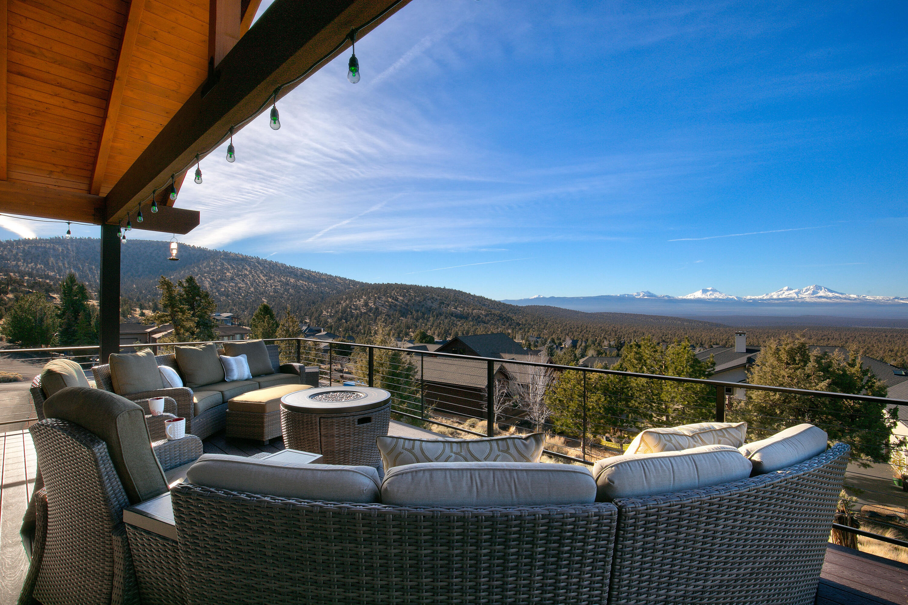 10935 Summit Ridge Court