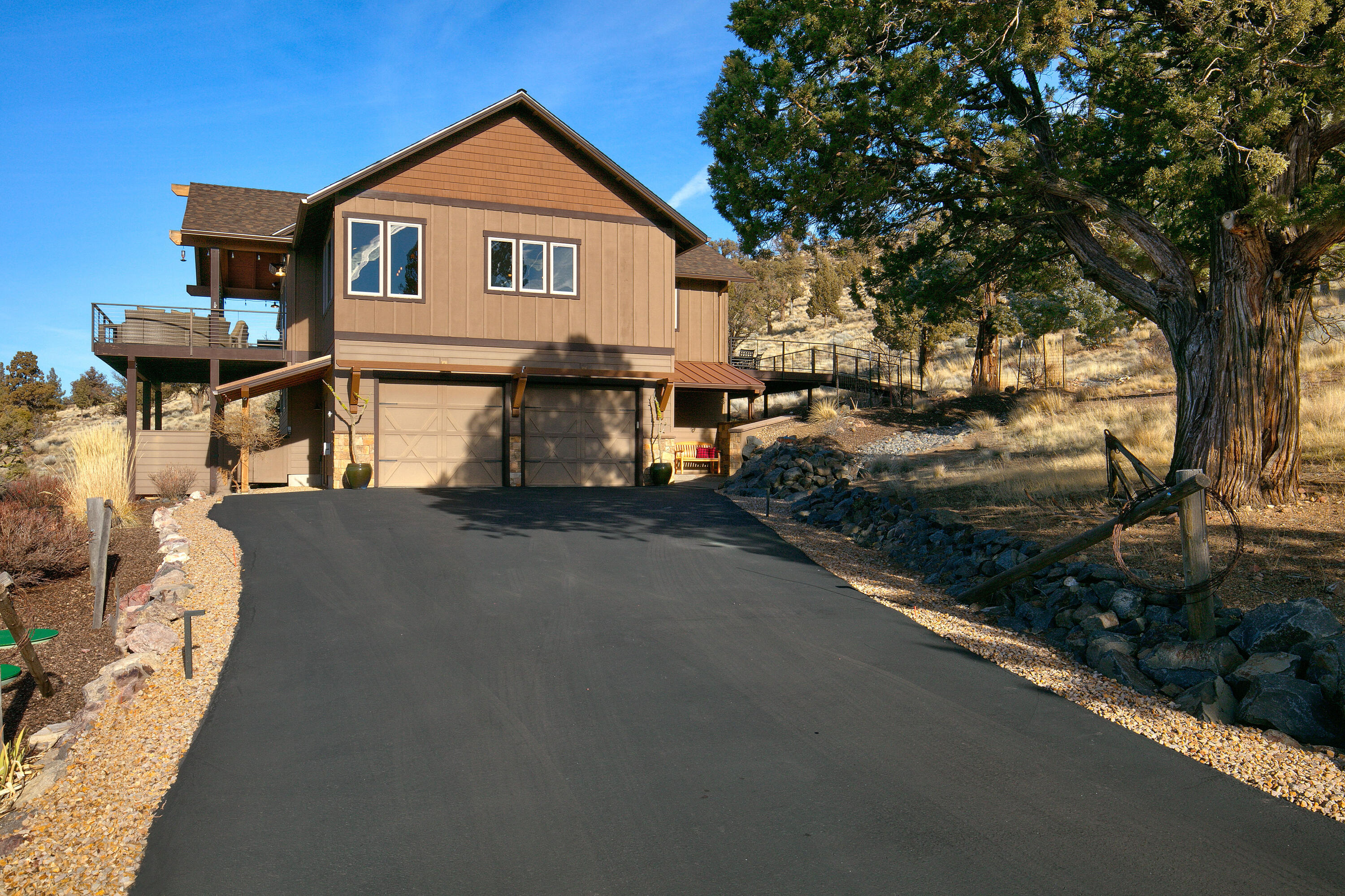 10935 Summit Ridge Court