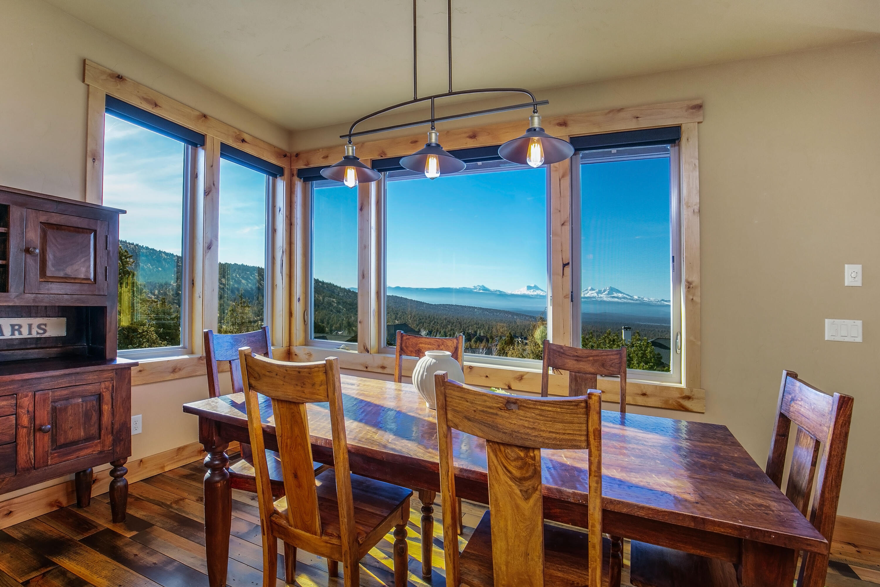 10935 Summit Ridge Court