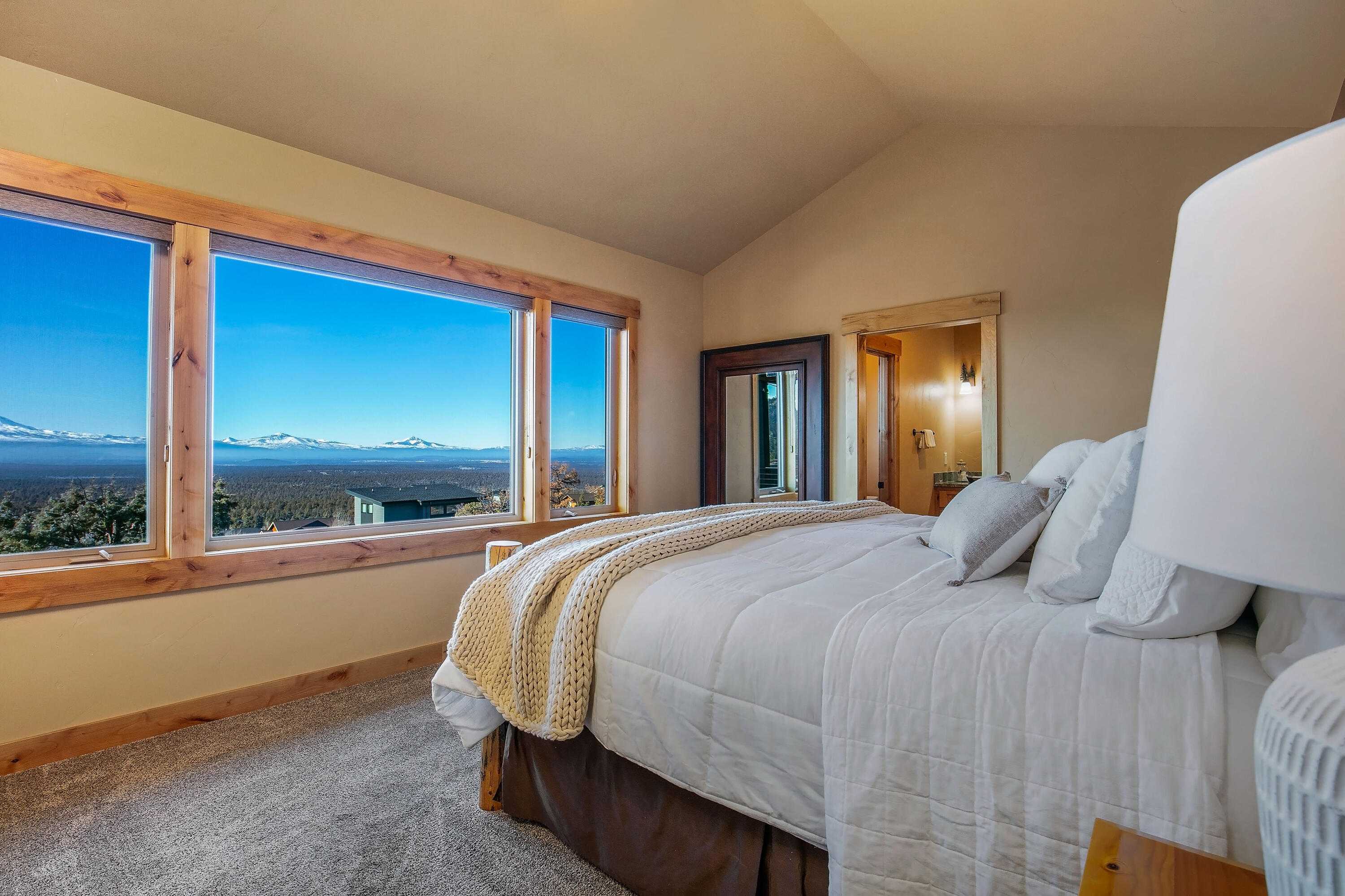 10935 Summit Ridge Court