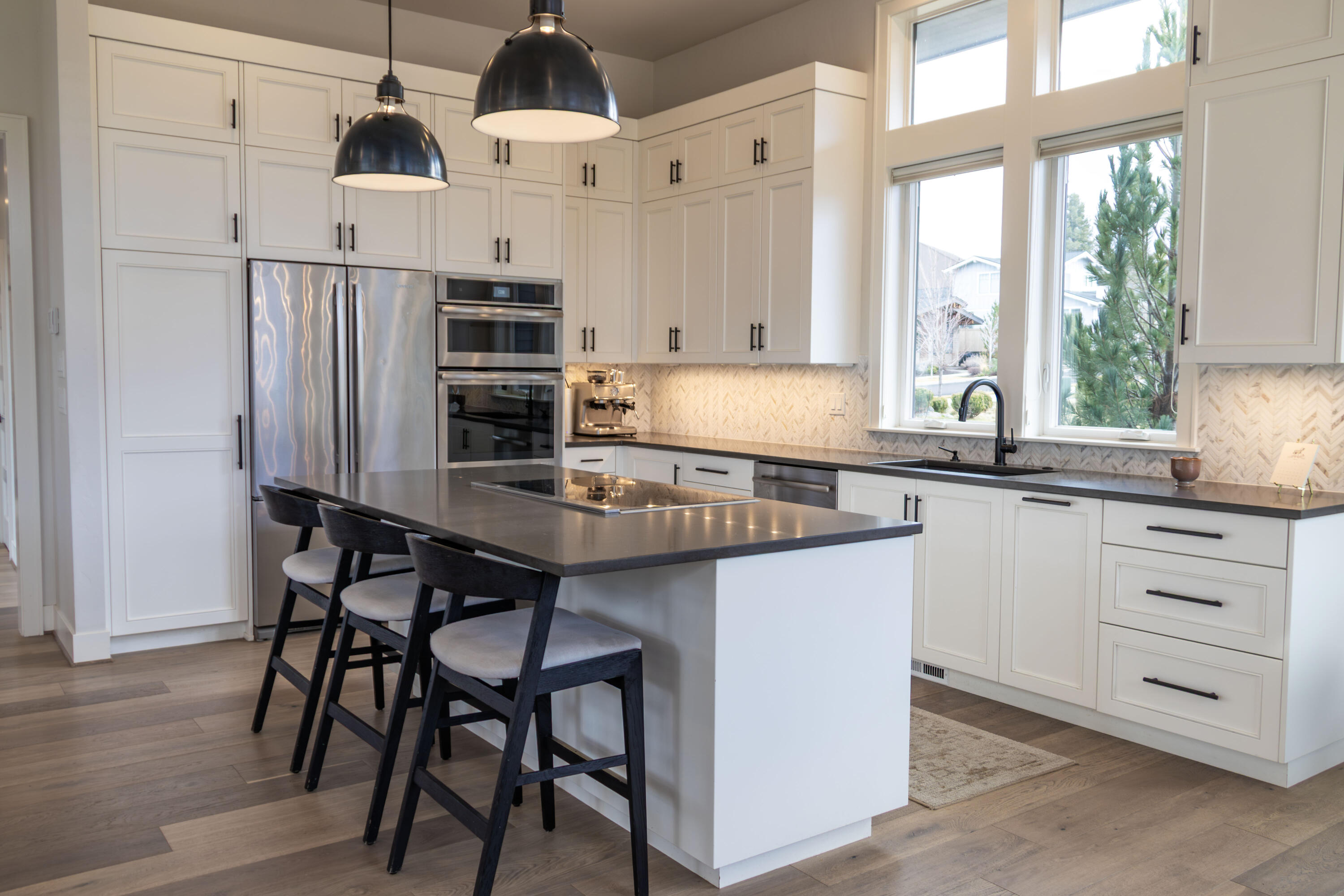 1294 NW Discovery Park Drive