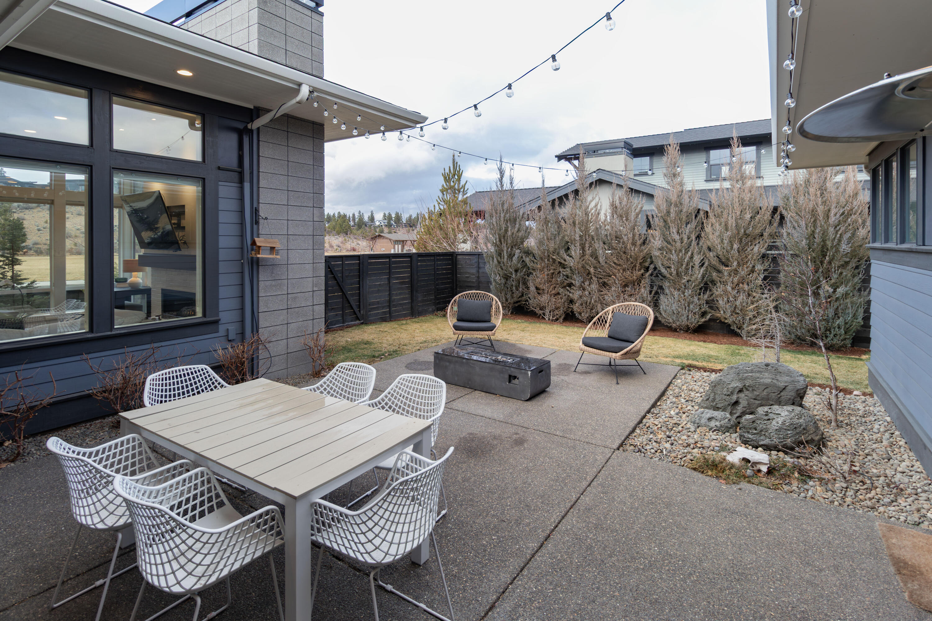 1294 NW Discovery Park Drive