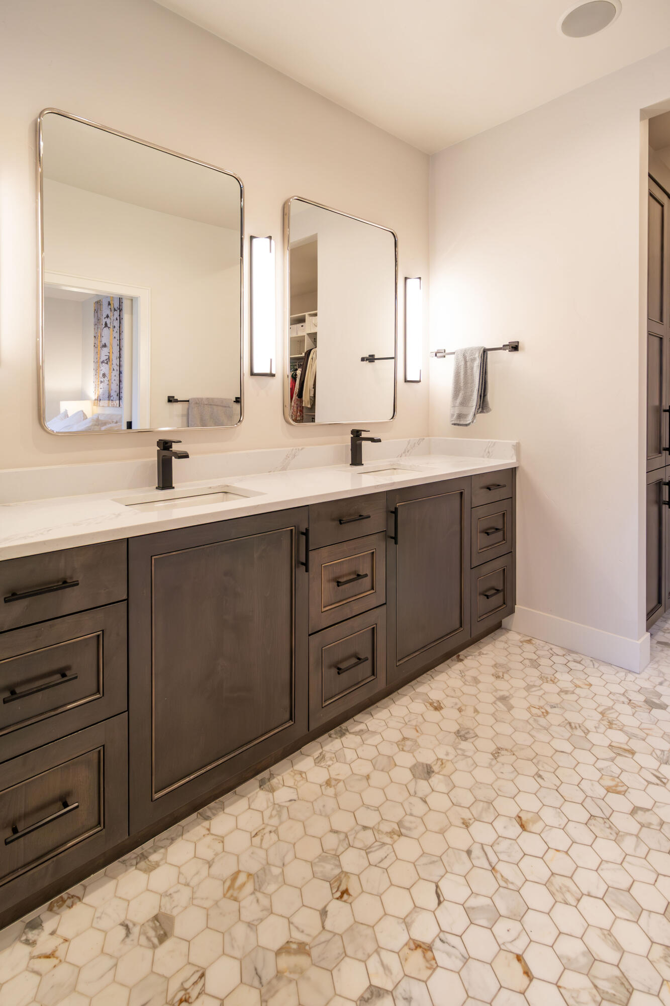 1294 NW Discovery Park Drive