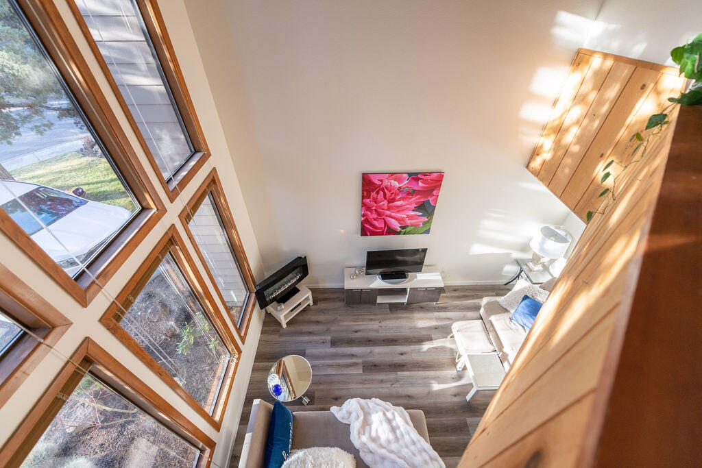 2136 NW Harriman Street