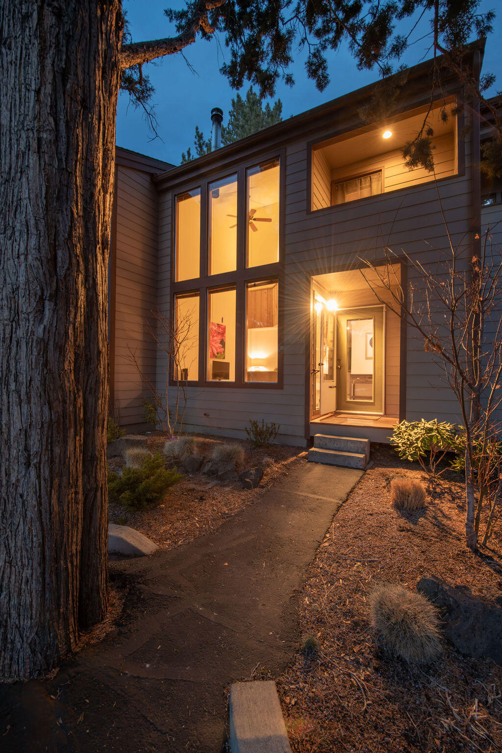 2136 NW Harriman Street