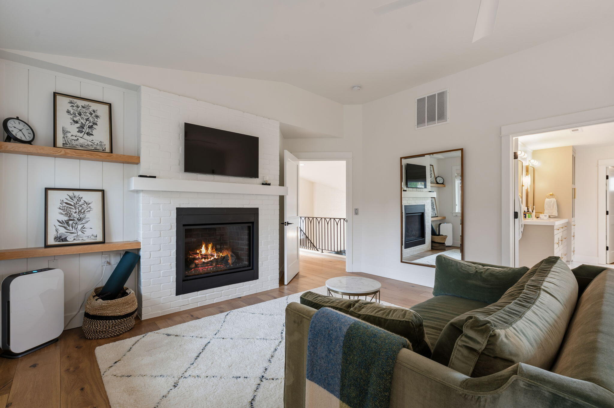 61519 Cultus Lake Court
