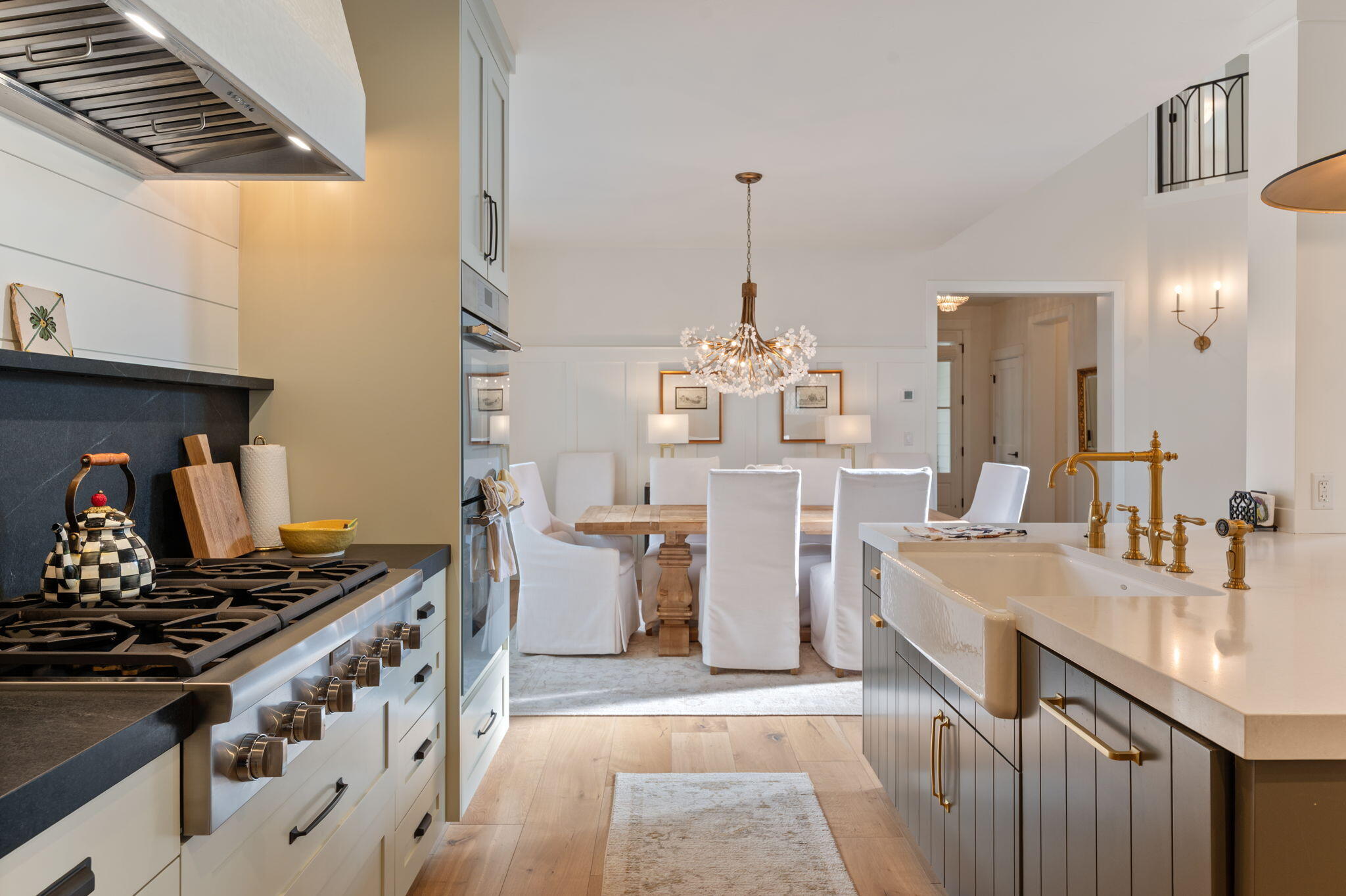 61519 Cultus Lake Court
