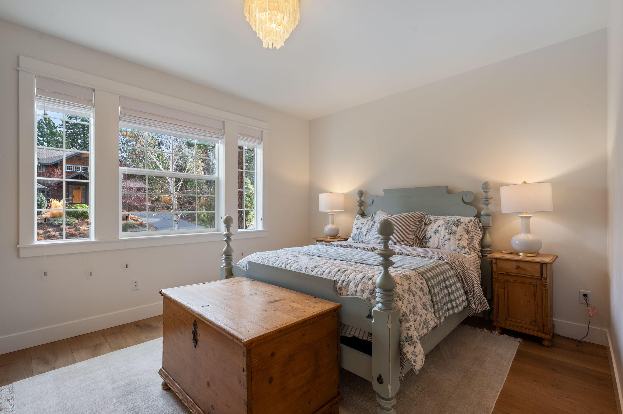 61519 Cultus Lake Court