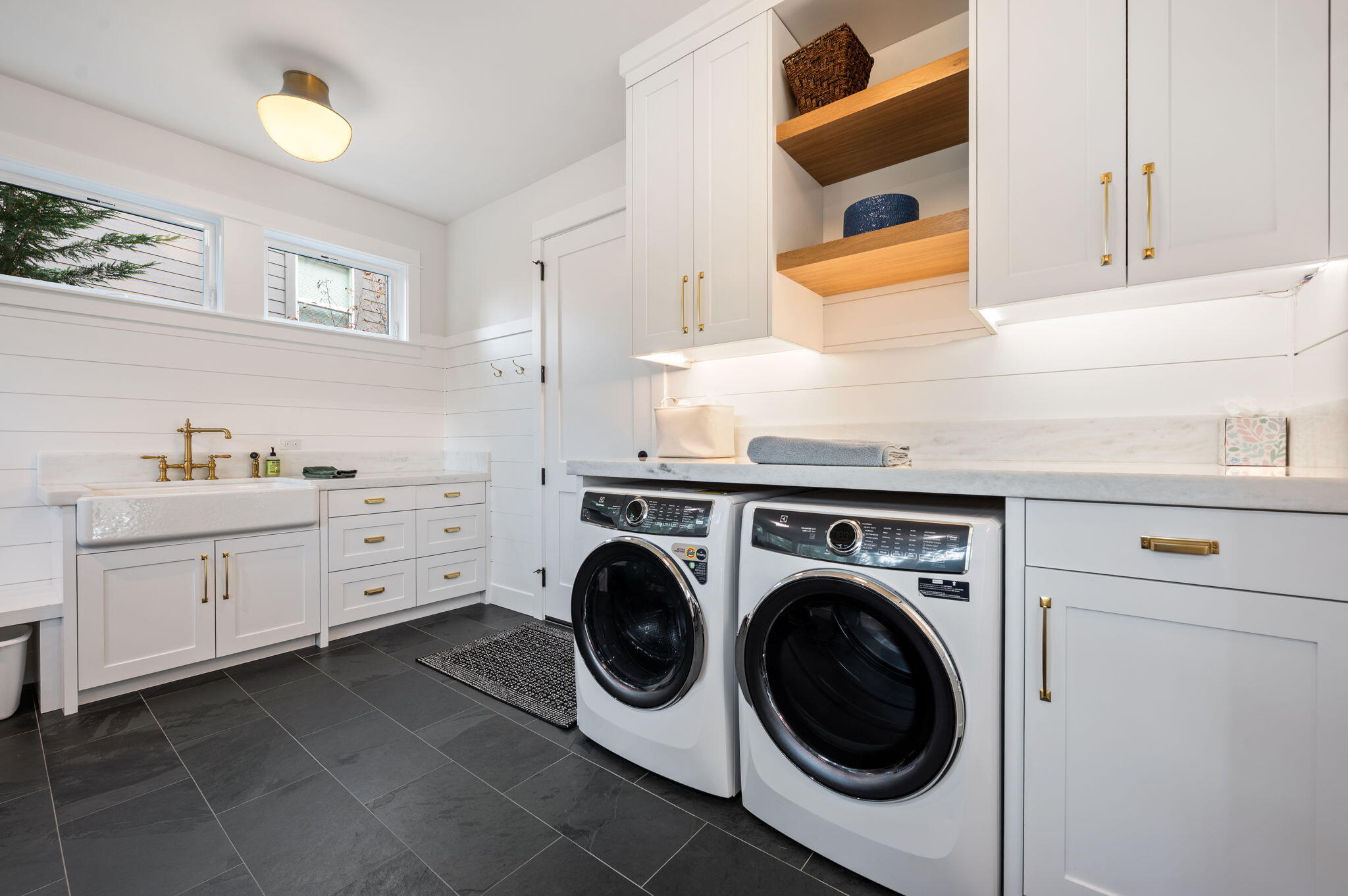 61519 Cultus Lake Court