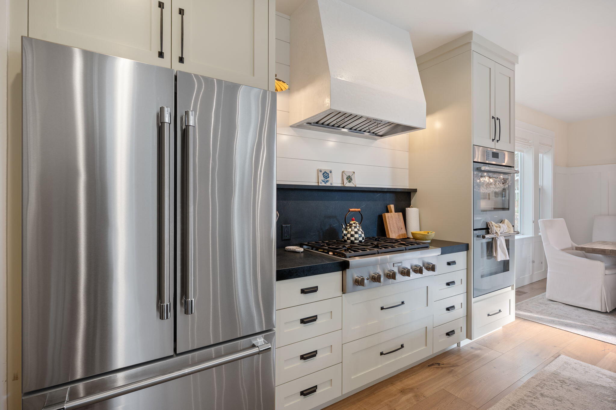 61519 Cultus Lake Court