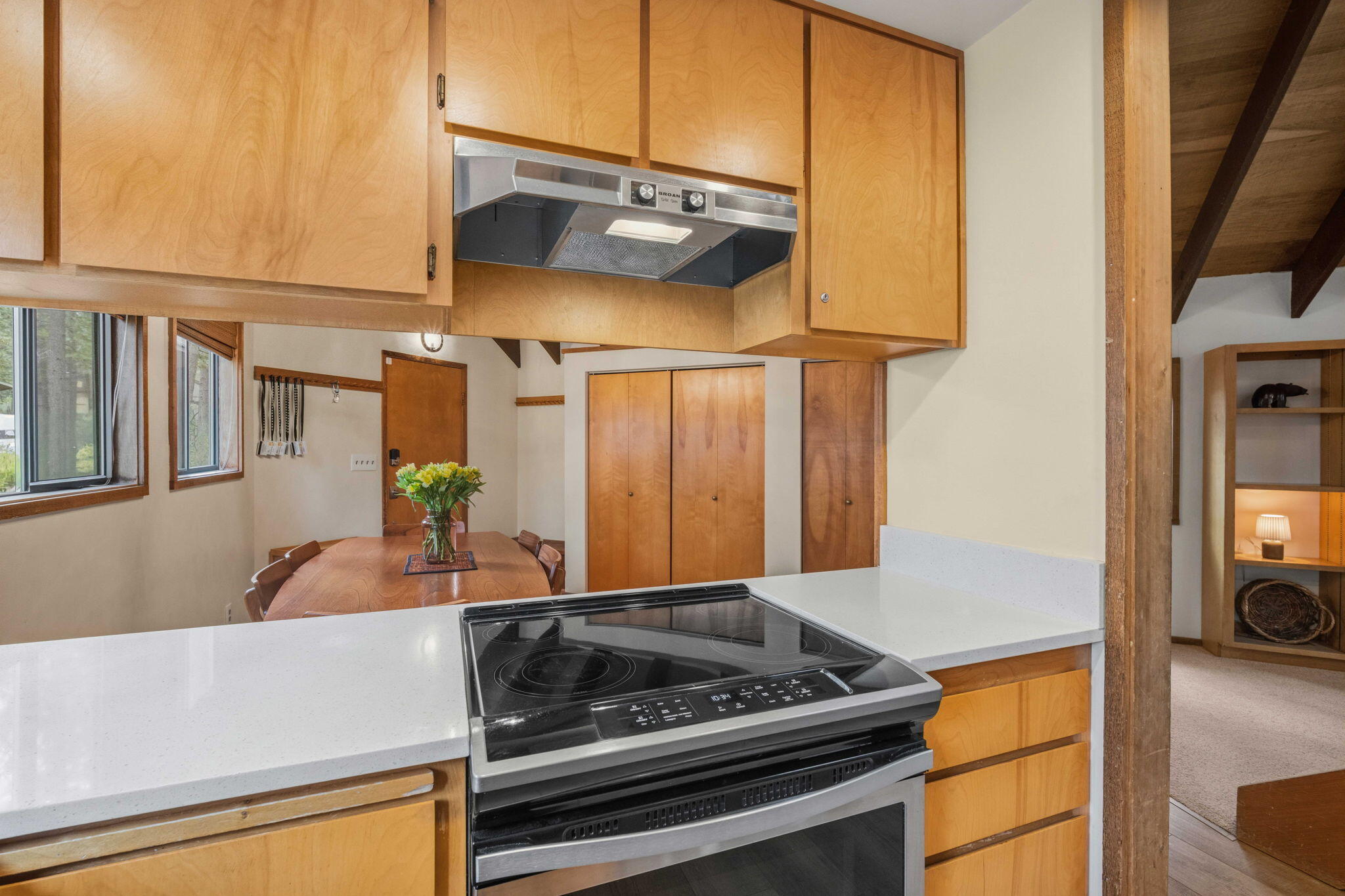 57055 Deer Lane, 7