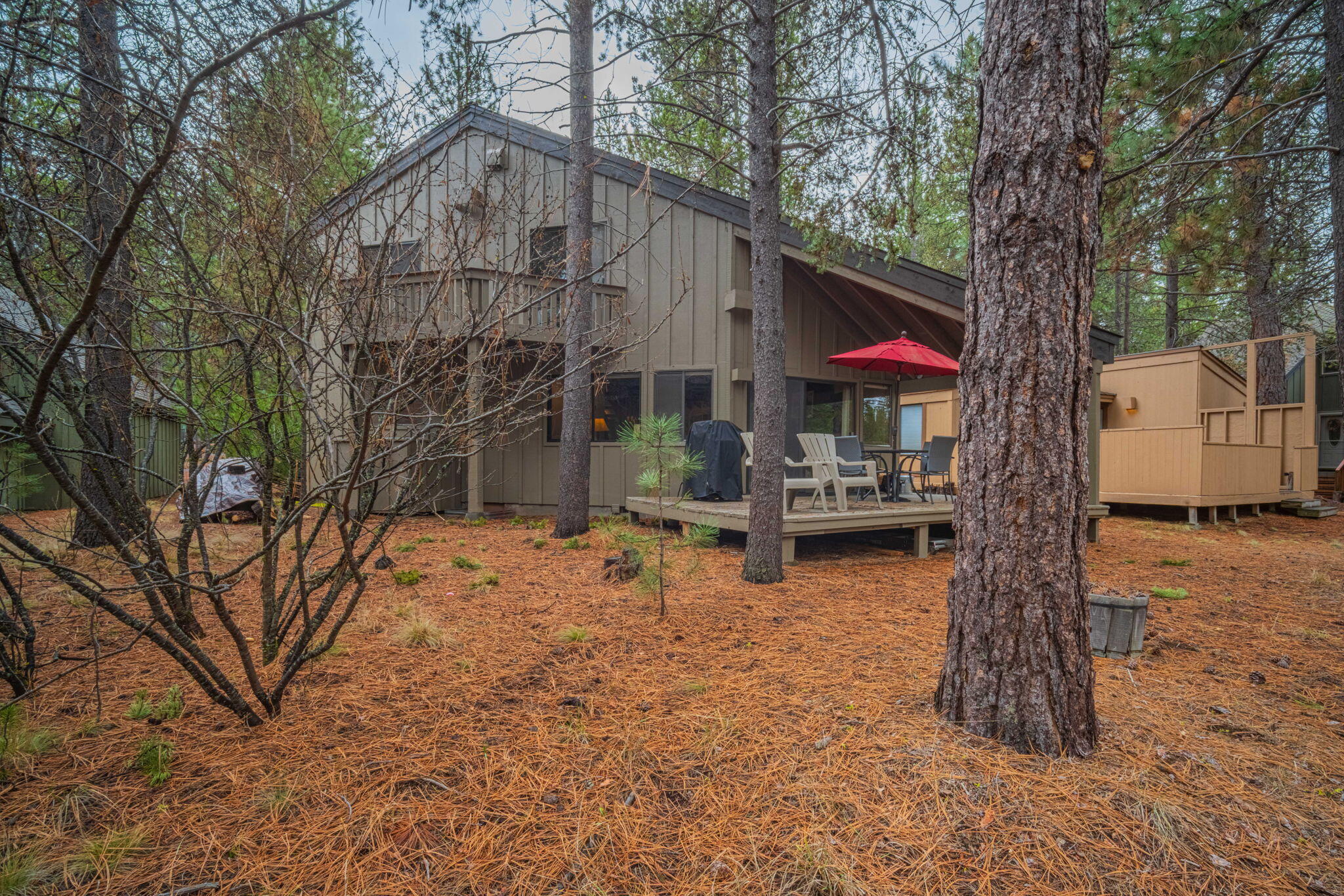 57055 Deer Lane, 7