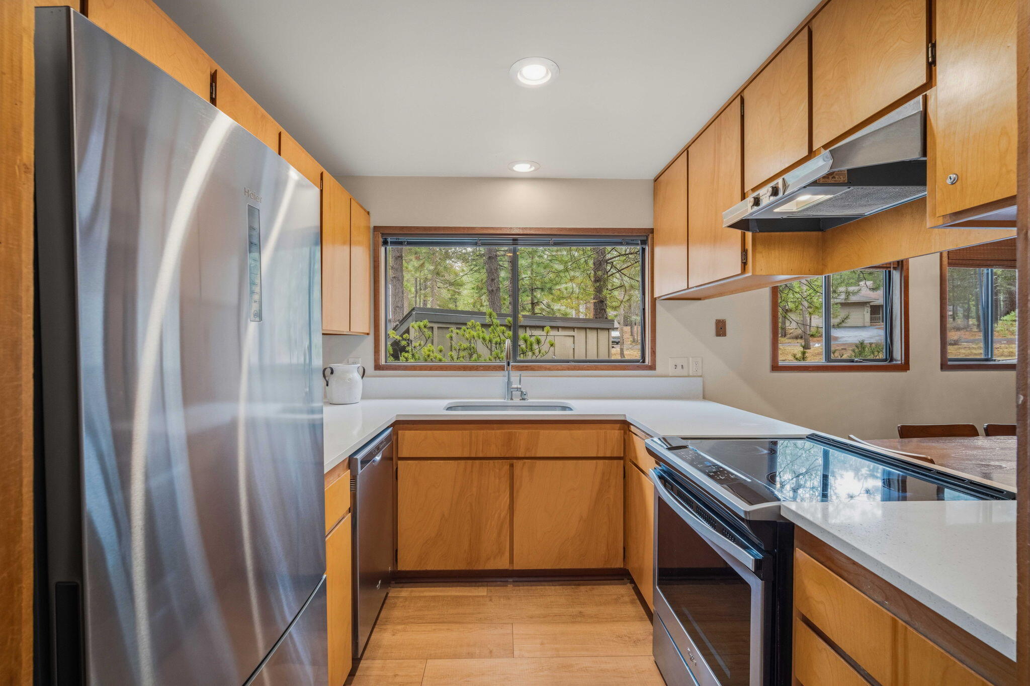 57055 Deer Lane, 7
