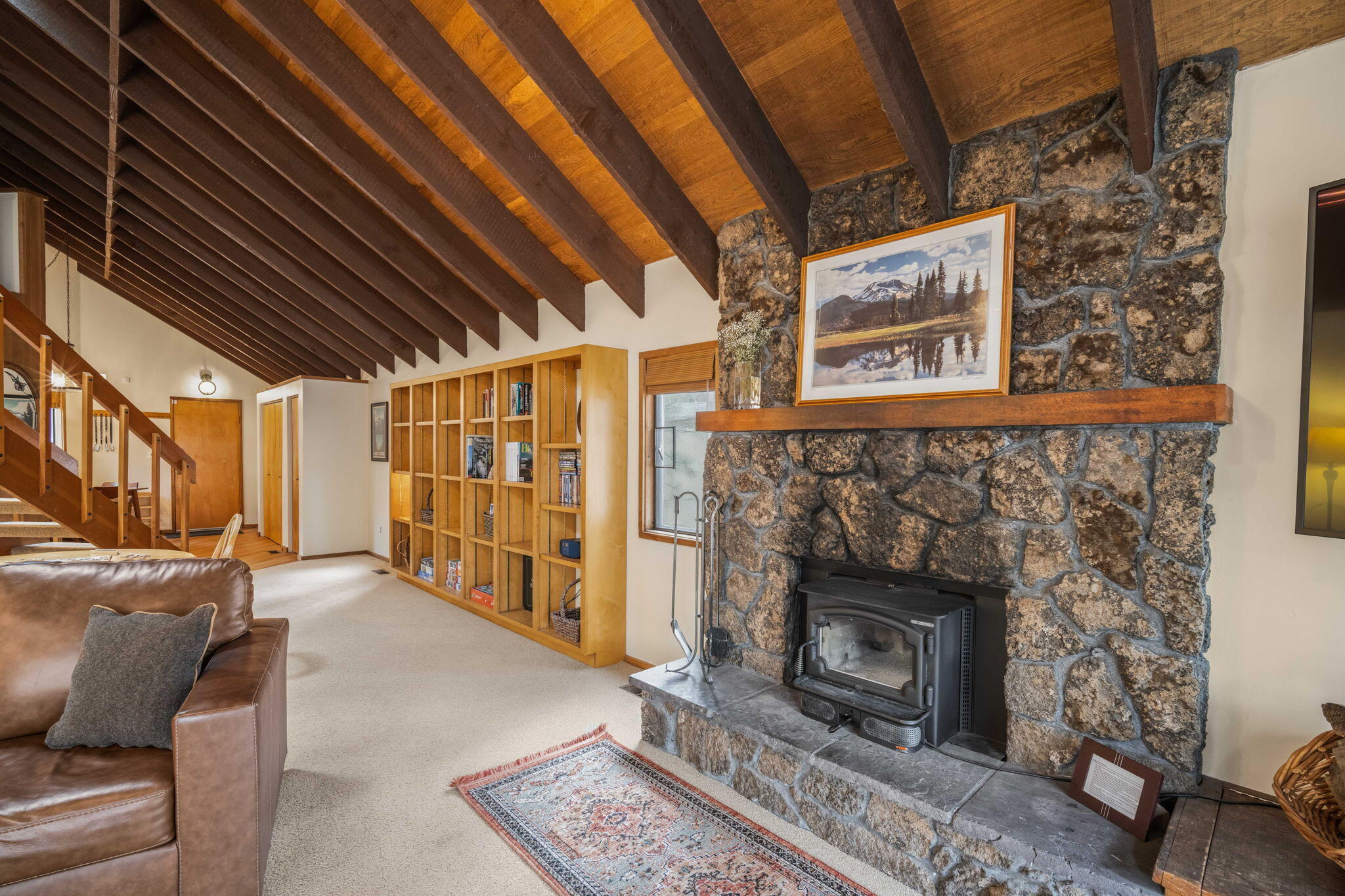57055 Deer Lane, 7