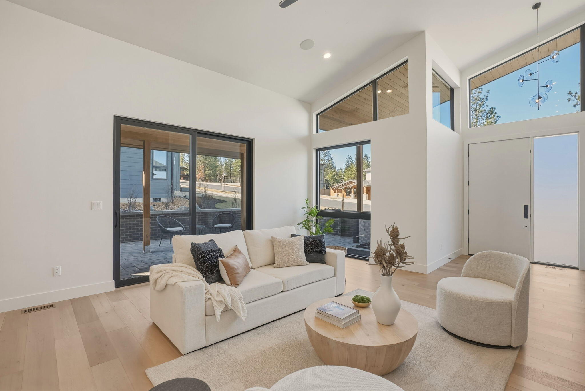 62475 NW Woodsman Loop