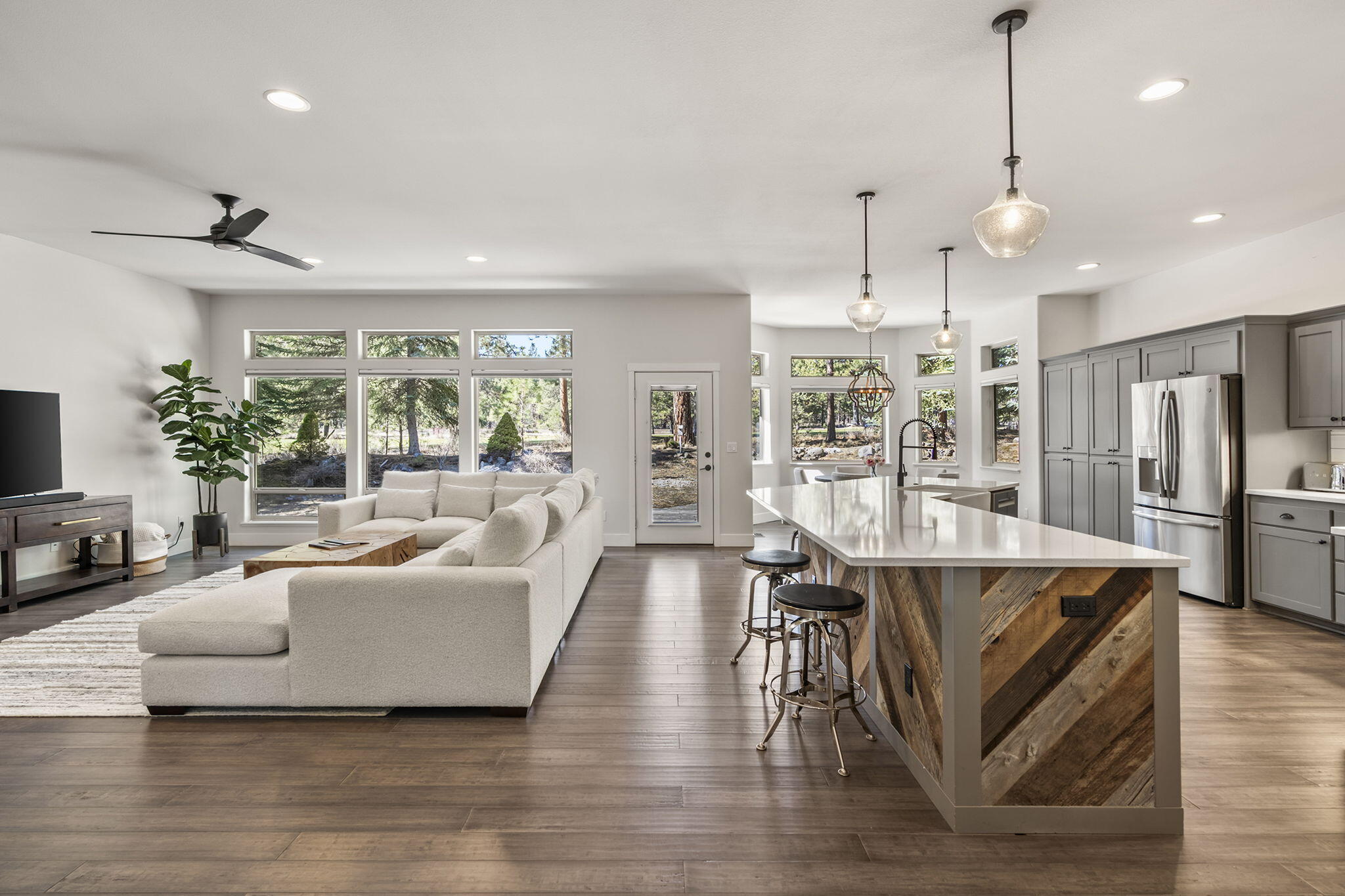 60757 Golf Village Loop