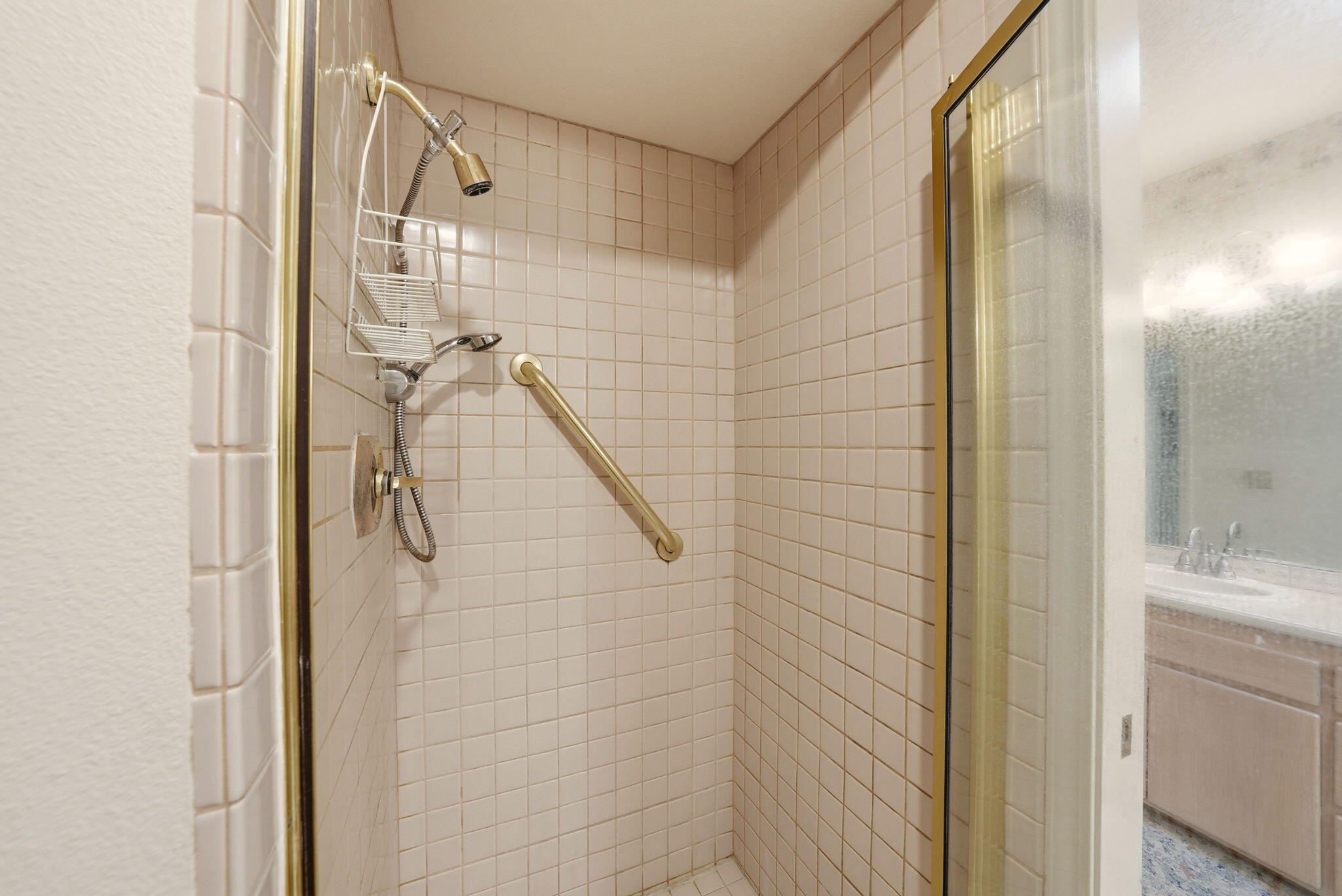 3076 NW Clubhouse Drive