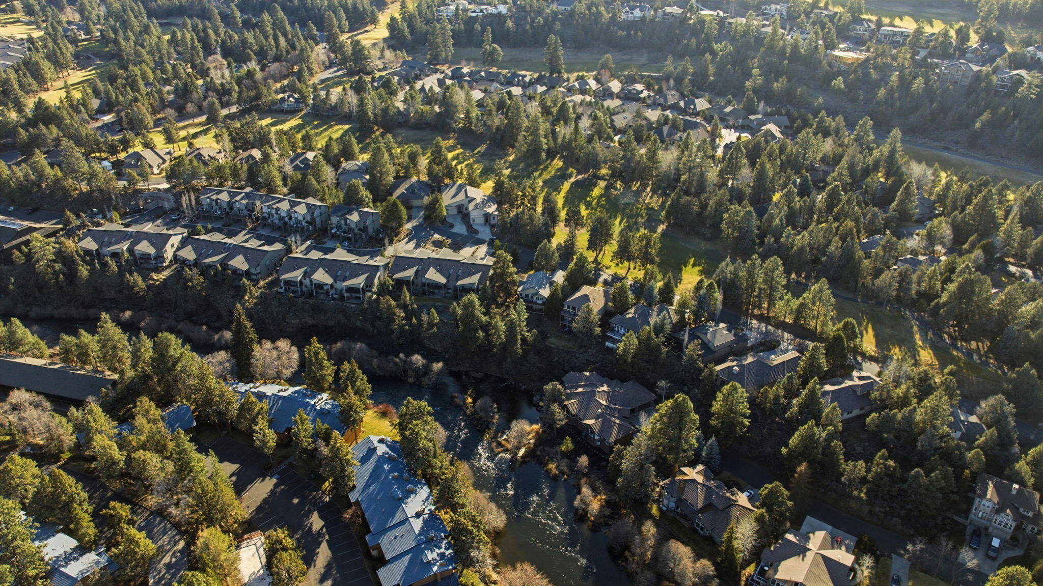 3076 NW Clubhouse Drive