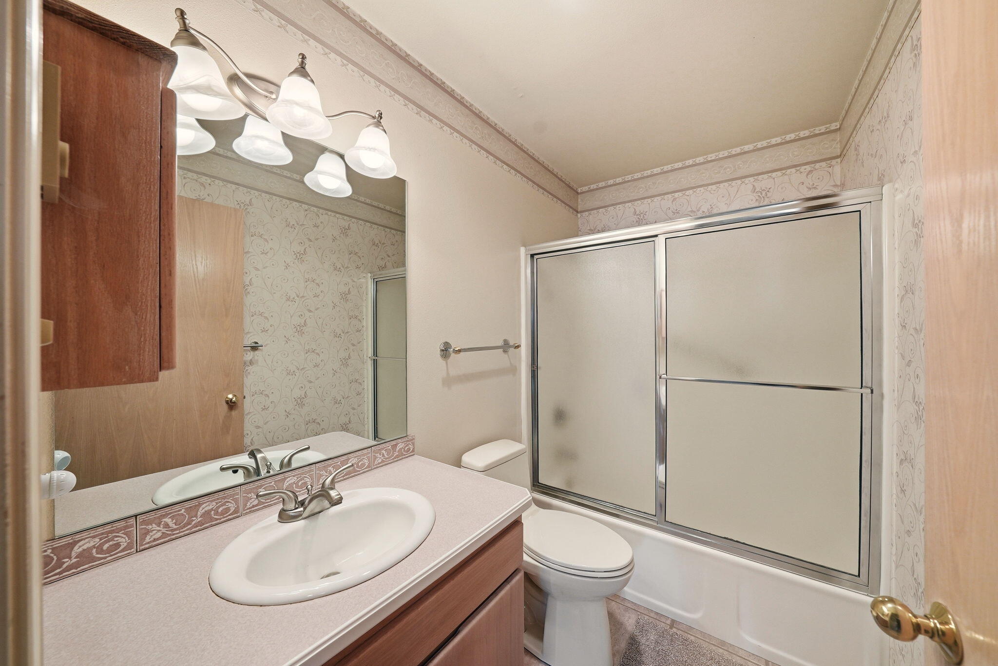 3076 NW Clubhouse Drive