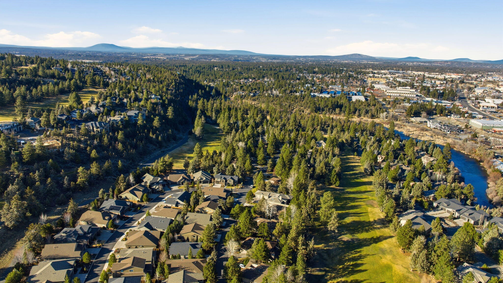 3076 NW Clubhouse Drive