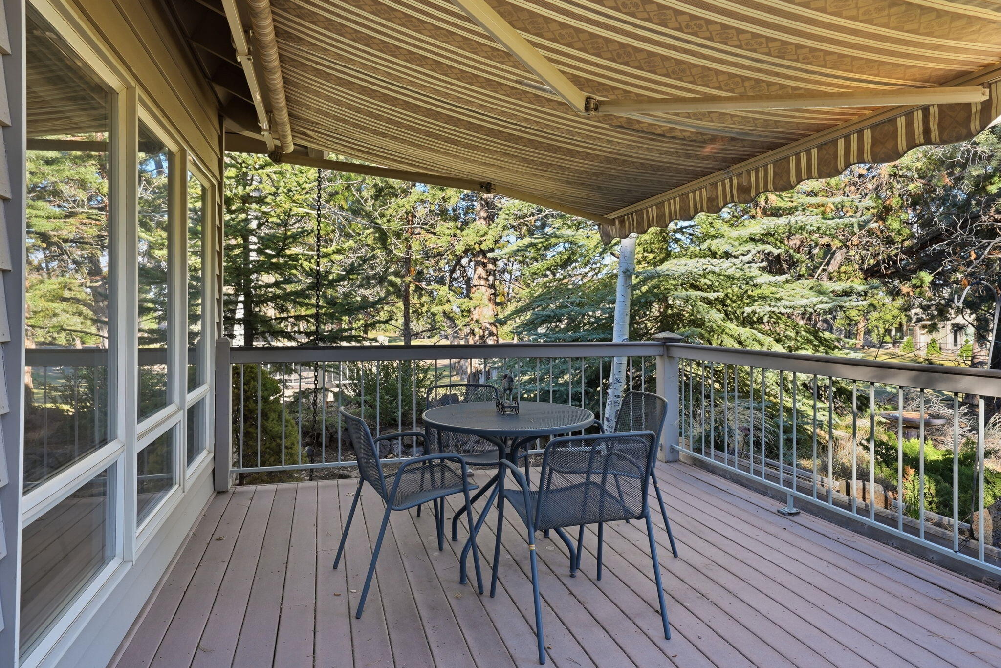 3076 NW Clubhouse Drive