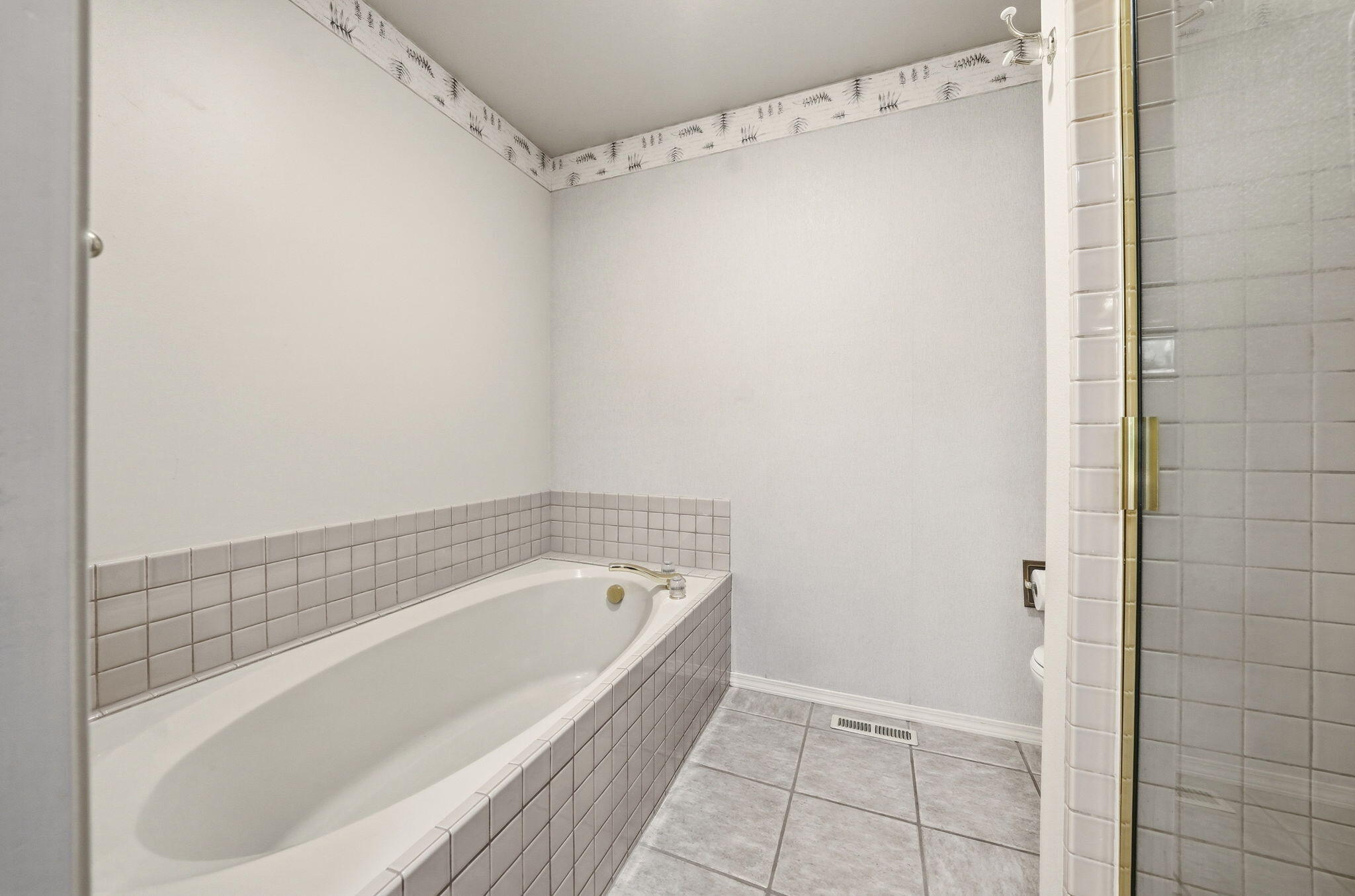 3076 NW Clubhouse Drive