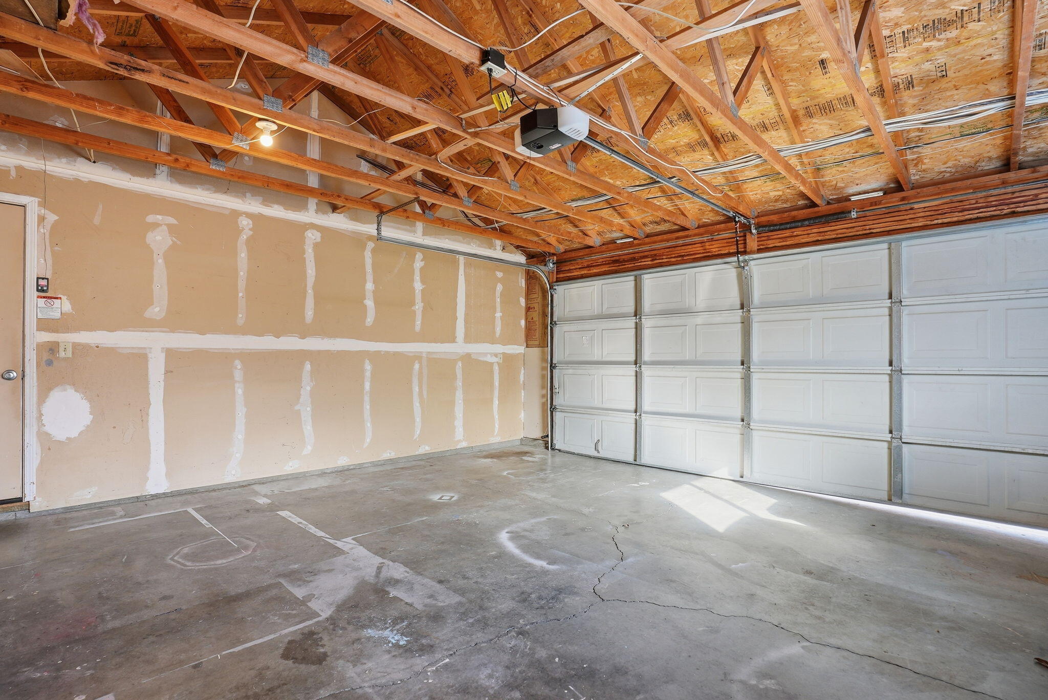 3302 SW Reindeer Avenue