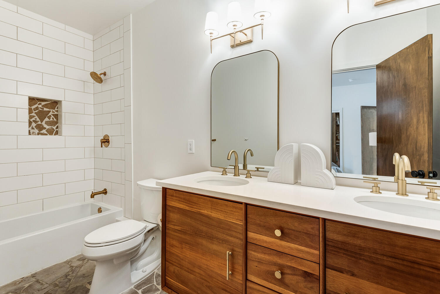 19285 Goose Creek Court