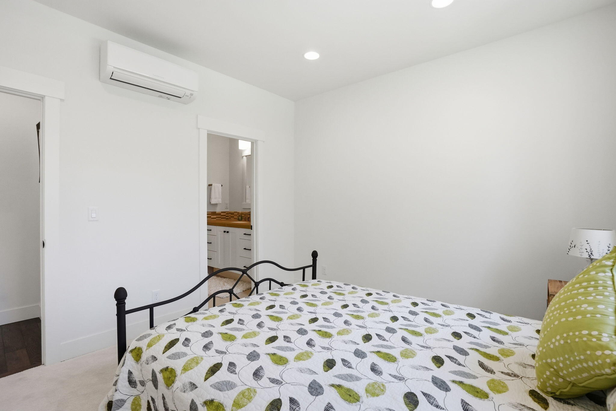 1693 NW William Clark Street, #10
