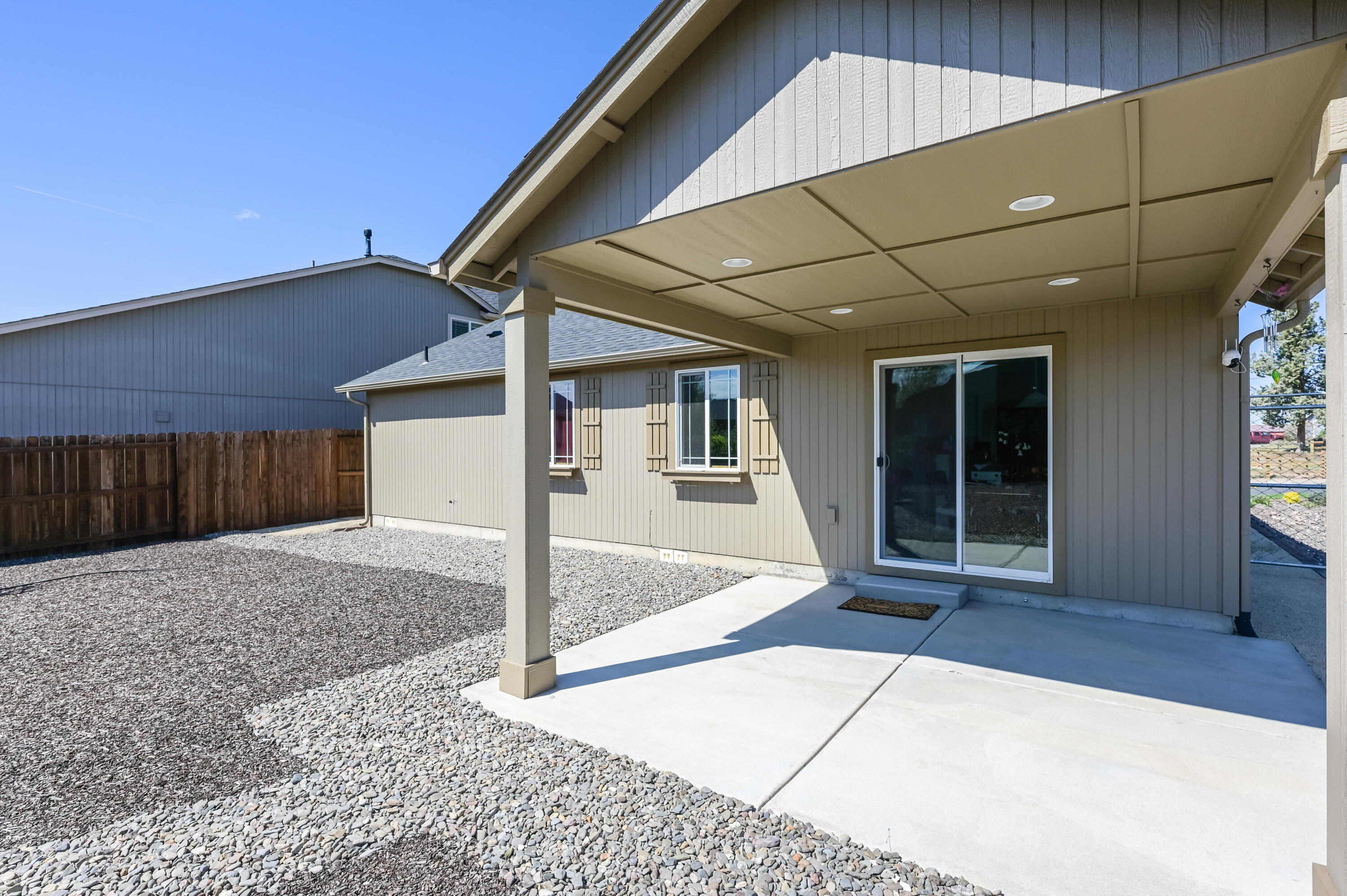 3312 NW Dogwood Avenue