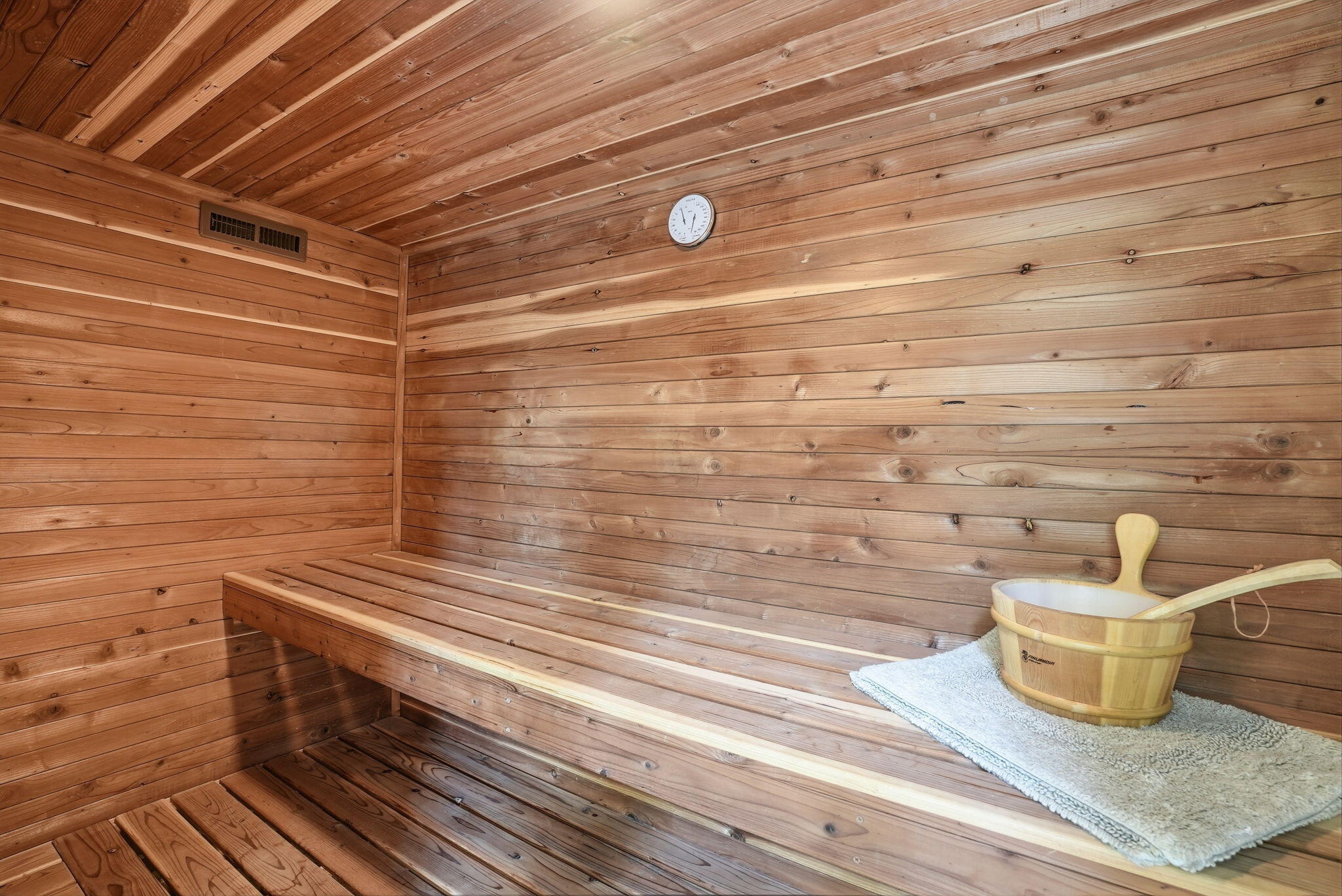 16905 Pleasant View Court