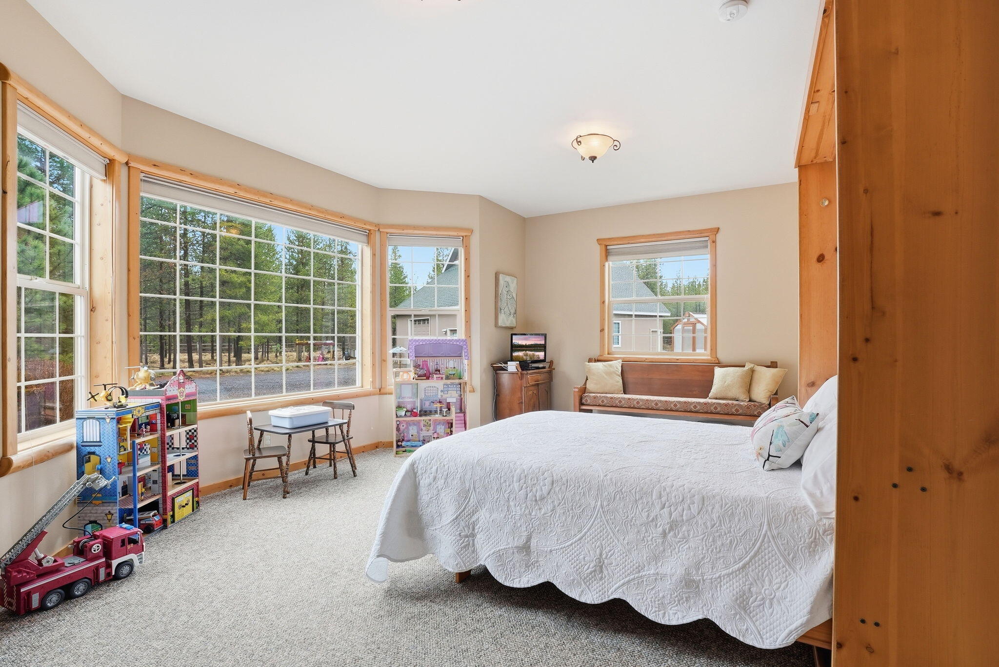 16905 Pleasant View Court