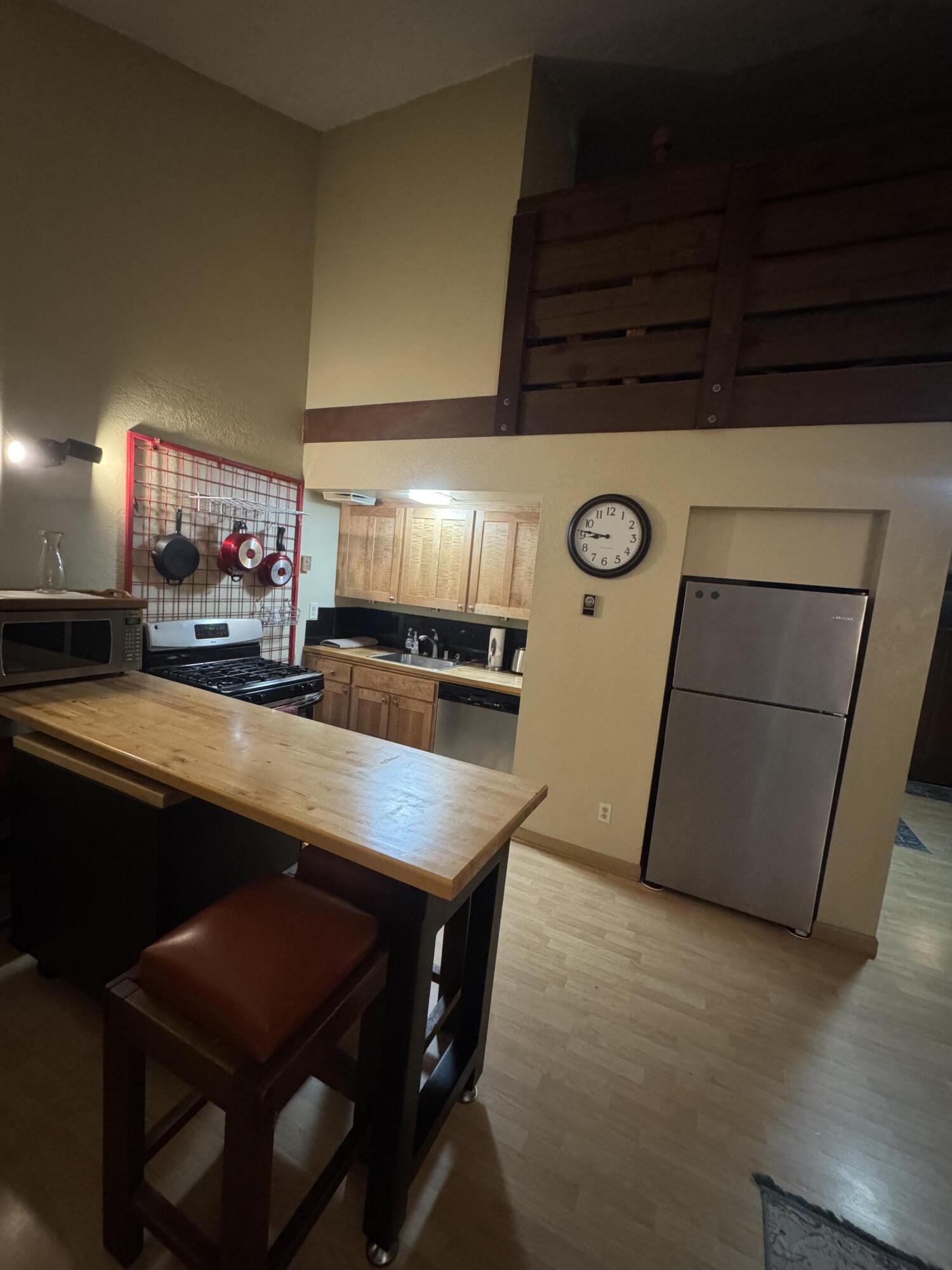 19717 SW Mount Bachelor Drive, Unit 212